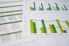 电子表格表格纸图金融发展银行账户统计数据投资分析研究数据经济交易移动办公室报告业务公司会议概念