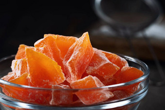 自然农场自制的蜜饯南瓜水果撒粉糖玻璃碗木表格