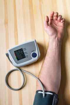 关闭血压力测量设备高质量照片
