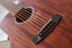 最喜欢的音乐的仪器关闭视图美丽的棕色（的）吉他金属字符串音乐概念