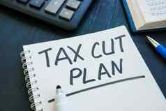 税减少计划手写的一块纸