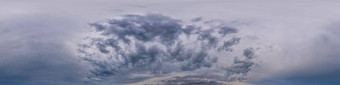 天空全景阴多雨的一天雨层云云无缝的球形equirectangular格式完整的天顶图形天空更换空中无人机学位全景照片