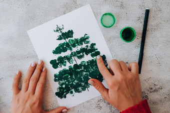油漆手指快乐圣诞节树一步一步快乐一年圣诞节树装饰Diy使问候卡手工<strong>制作</strong>的工艺品假期孩子们