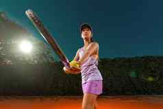 网球球员美丽的女孩少年运动员球拍粉红色的孢子服他网球法院时尚体育运动概念
