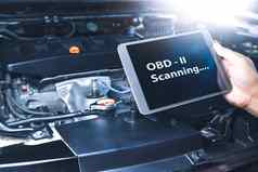 技术员诊断代码失败obd扫描仪技术平板电脑汽车修复车库