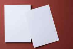 空白白色业务卡片勃艮第纸背景