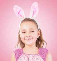 女孩复活节兔子耳朵微笑