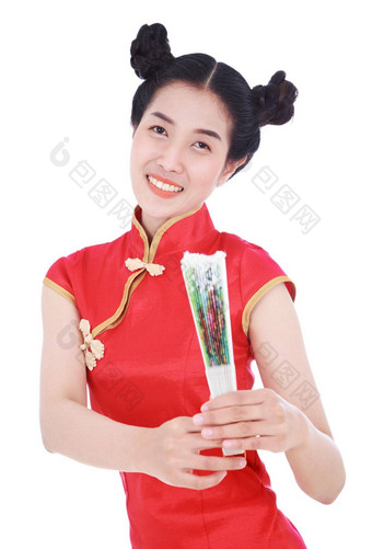 女人穿<strong>中国</strong>人旗袍衣服持有<strong>中国</strong>人风<strong>扇</strong>孤立的白色背景