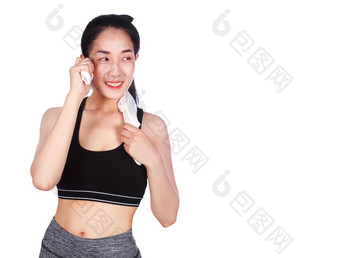 年轻的运动女人<strong>毛巾</strong>孤立的白色背景