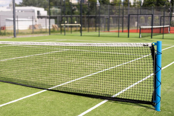 网球网法院玩网球健康的生活方式