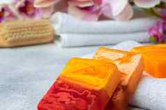 手工制作的自然有机肥皂表格水疗中心产品