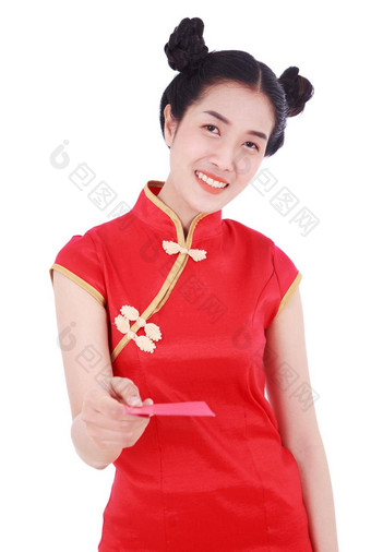 女人穿旗袍旗袍给红色的信封概念快乐中国人一年孤立的白色背景