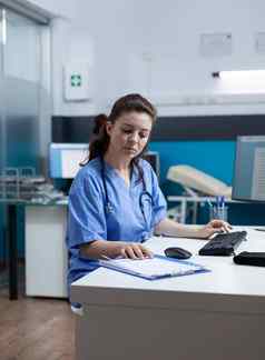 医生护士听诊器分析医疗保健治疗