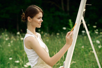 女人艺术家艺术画自然景观爱好