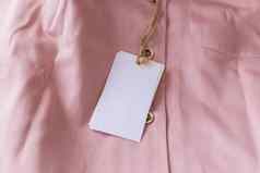 特写镜头空白标签标签粉红色的衬衫复制空间空间广告