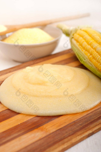 玉米粥玉米玉米面粉奶油
