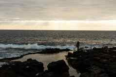 平静海洋早....海洋海岸石头