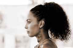 黑色的女人耳环非洲式发型发型