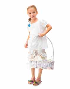 女孩持有白色篮子白色兔子孤立的