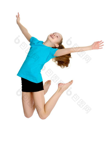 女孩体操运动员跳