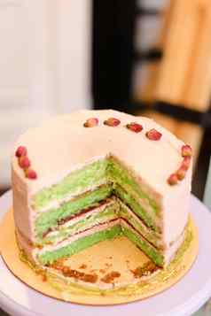 美味的绿色五彩缤纷的蛋糕生日聚会，派对