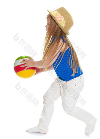 女孩玩球