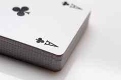 关闭玩卡片扑克游戏白色背景