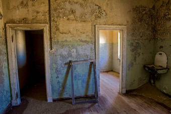 室内房子科尔曼斯科普的鬼小镇纳米比亚非洲