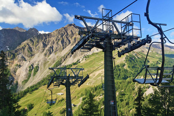 椅子电梯意大利阿尔卑斯山脉