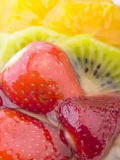 草莓猕猴桃橙色果冻蛋糕