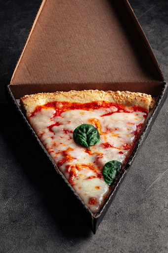 盒子片巨大的margherita披萨