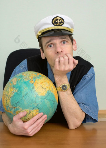 水手<strong>错过</strong>遥远的旅行坐着表格全球