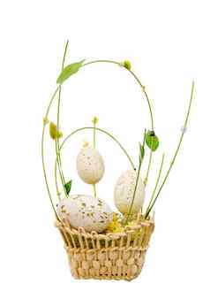 柳条篮子装饰复活节鸡蛋