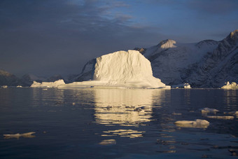 冰山比森德格陵兰岛