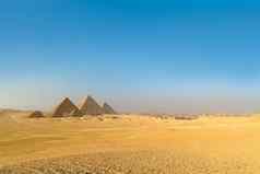 伟大的金字塔吉萨谷开罗埃及