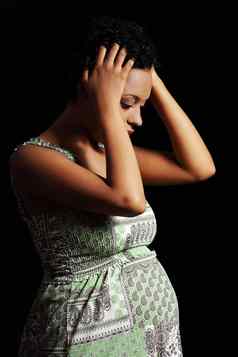 抑郁症压力怀孕了女人