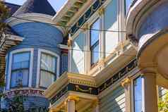 三旧金山维多利亚时代房子阿拉莫广场加州