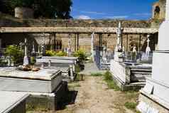 十八世纪墓地