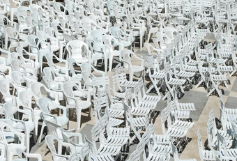 白色塑料椅子背景