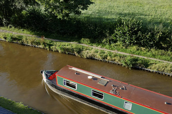 narrowboat