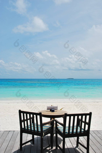 美丽的海滩酒吧视图马尔代夫