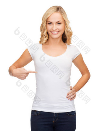 女人空白白色t恤