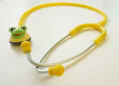 黄色的听诊器