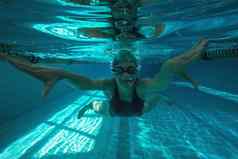 运动游泳运动员游泳相机