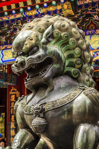 龙青铜雕像屋顶夏天宫北京中国