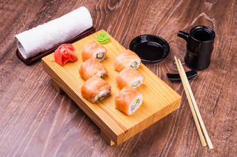 寿司卷集覆盖大马哈鱼姜我是酱汁毛巾筷子