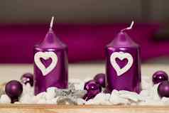 房子装饰芳香蜡烛紫罗兰色的颜色