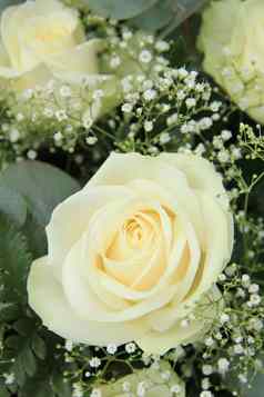 白色玫瑰新娘花束