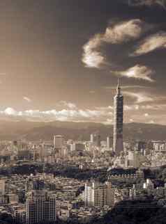 具有里程碑意义的台北摩天大楼金日落