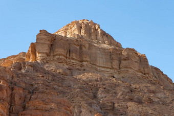 橙色砂岩山沙漠